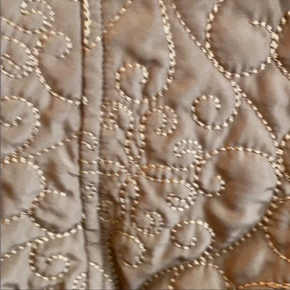Requirements Embroidered Quilted Jacket Tan Sz L Perfect with a scarf - Picture 6 of 6
